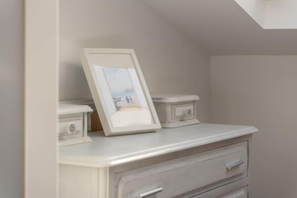 Sunset Terrace - Beachfront Apartment With Private Parking ナザレ エクステリア 写真